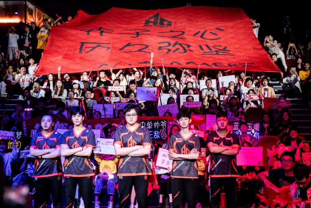 更多的是后