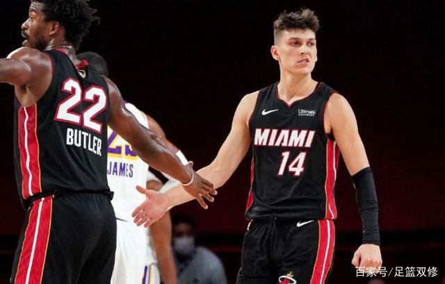 对法拉利及 对法拉利及